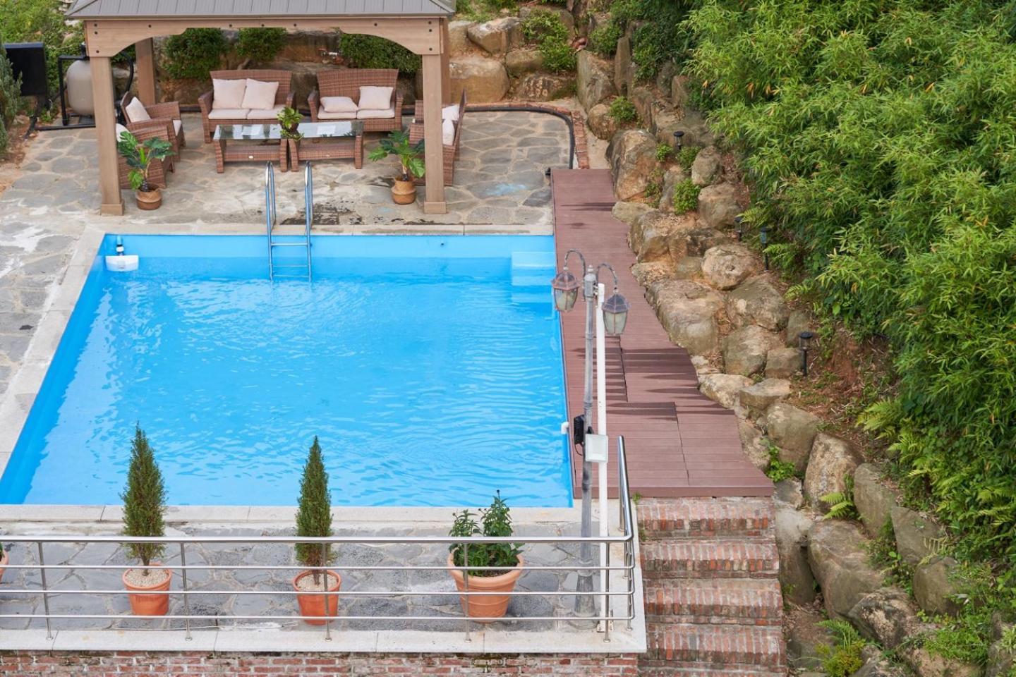 Yeosu View Foret Pension ภายนอก รูปภาพ